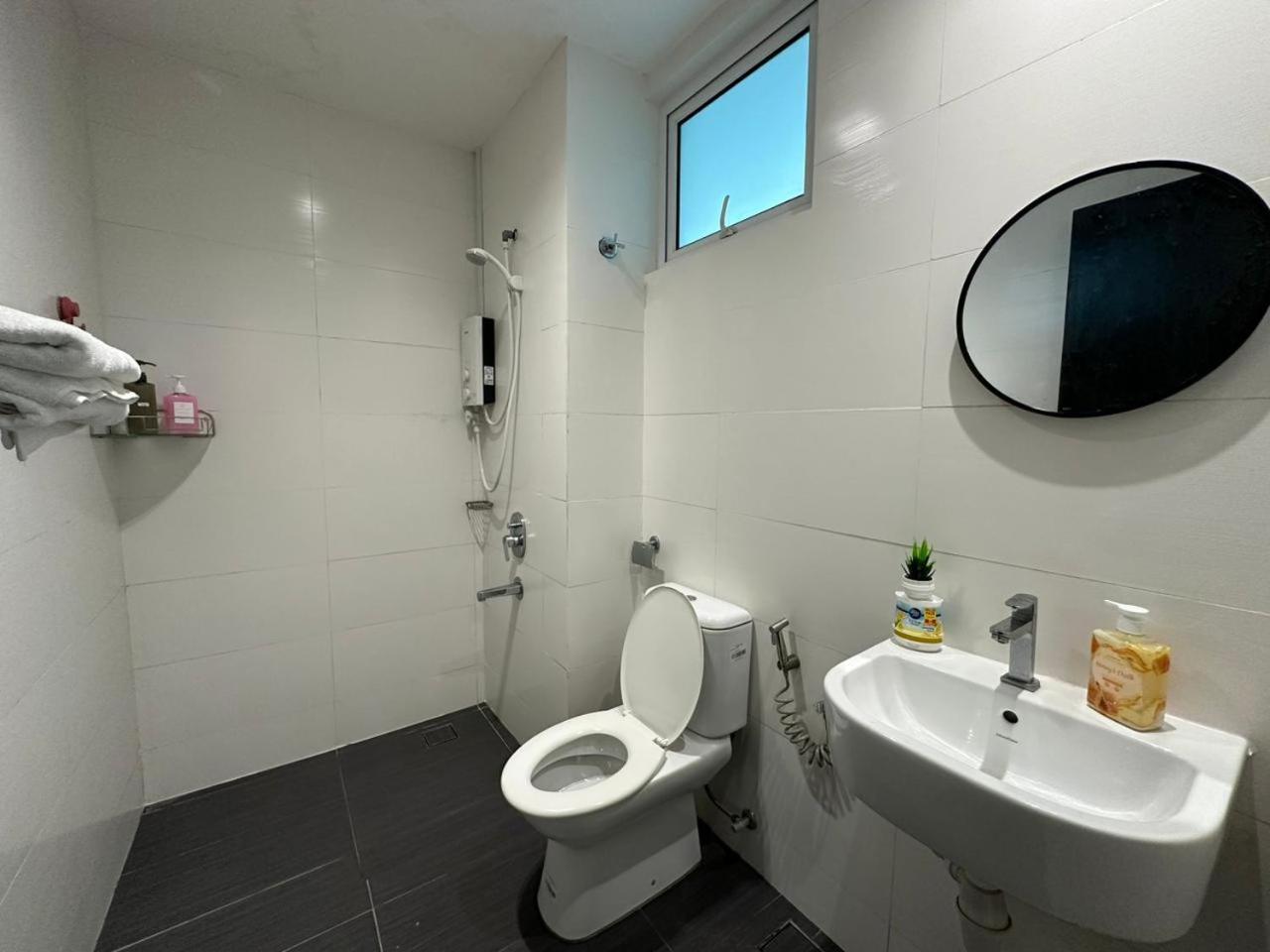 Twin Galaxy Muji Style 2 Bedroom With Balcony High Floor View Apartment Johor Bahru